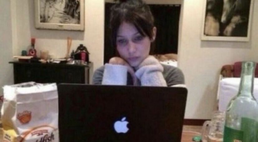 Bella Hadid blogging